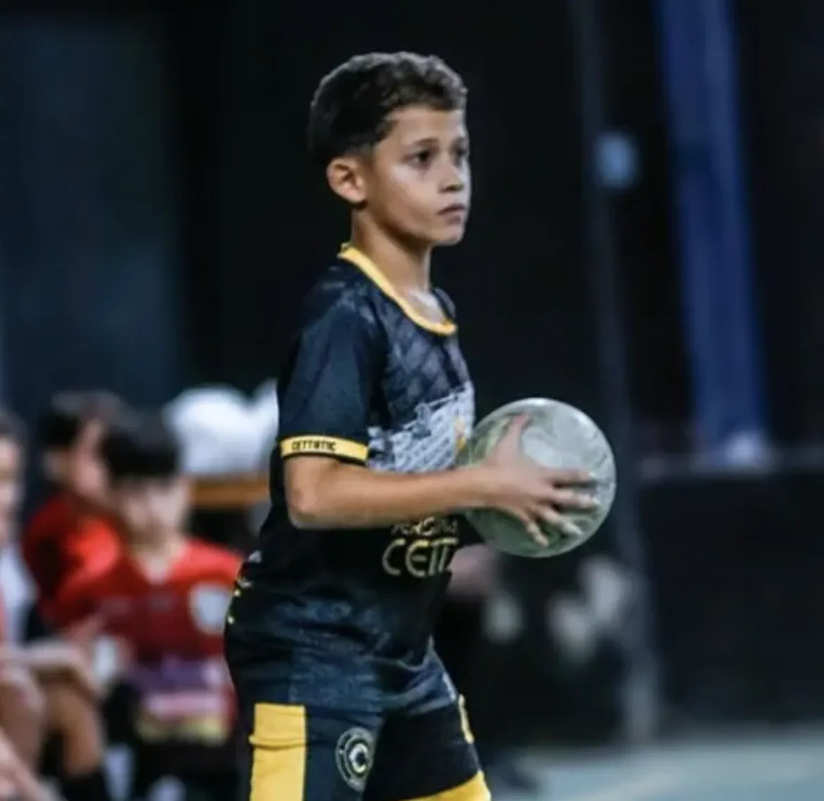 Vitor Toneli - Goleiro profissional VitinGK, jovem talento do futebol brasileiro